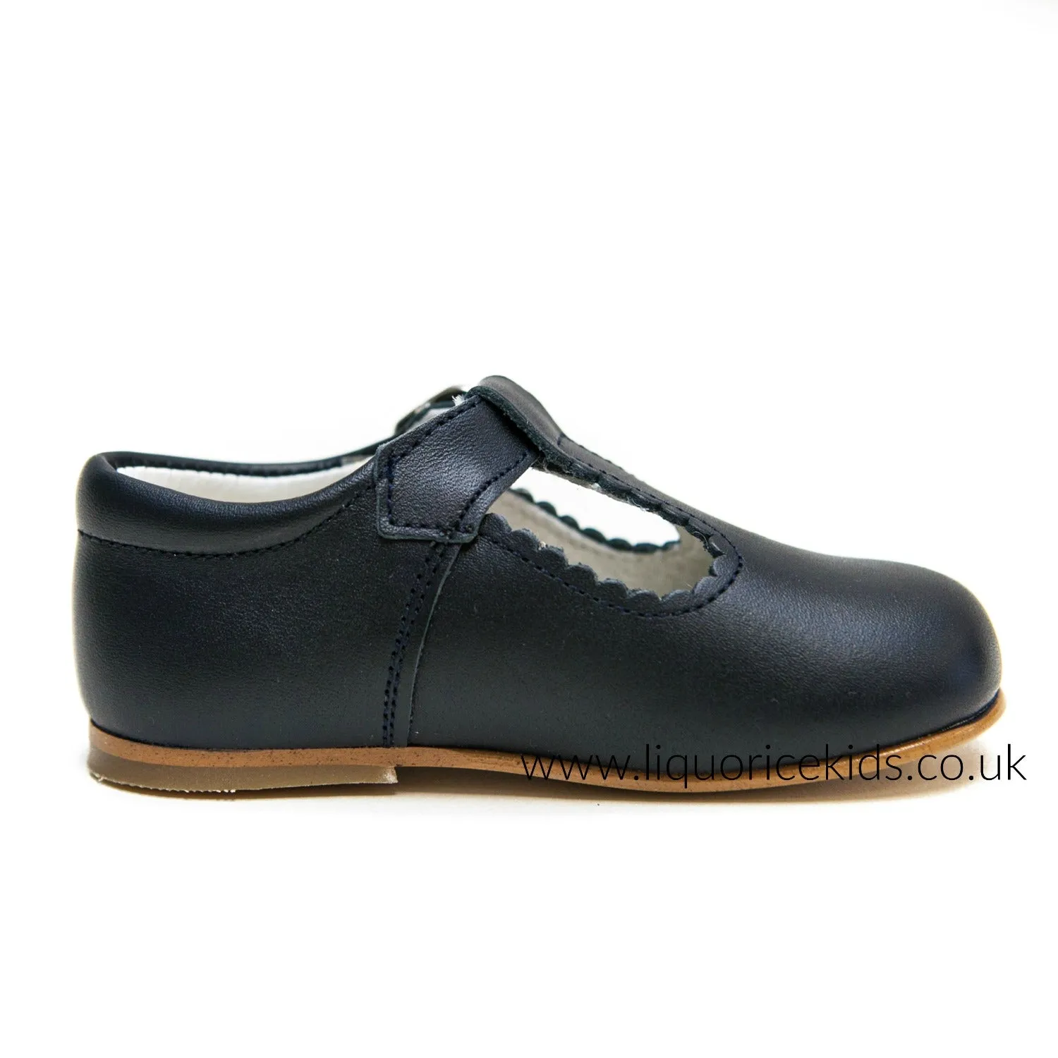 Andanines Girls Leather Navy T-Bar Shoe with Scalloped Edge