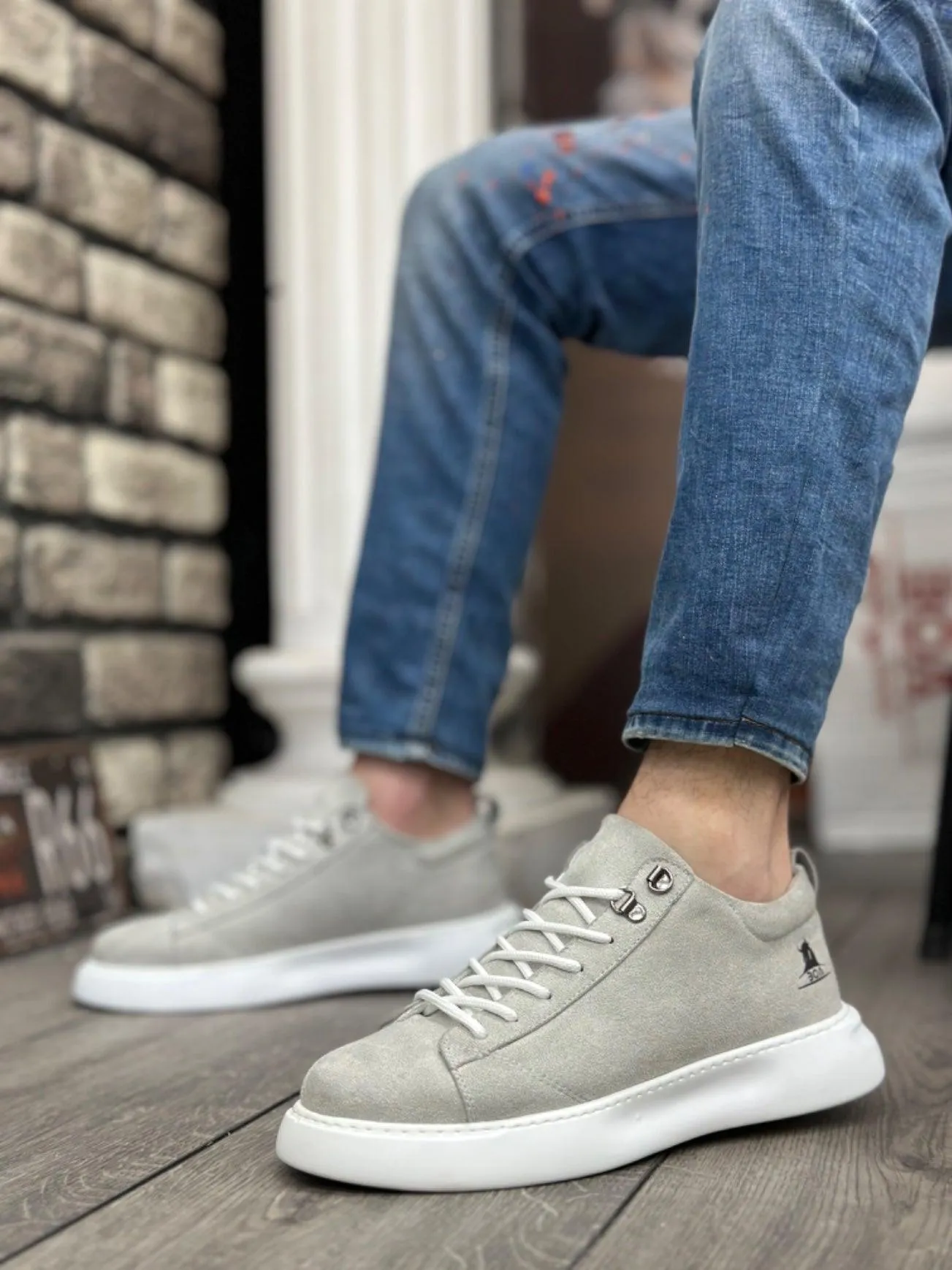 BA0331 Lace-Up Men's High Sole Gray Suede White Sole Sports Shoes