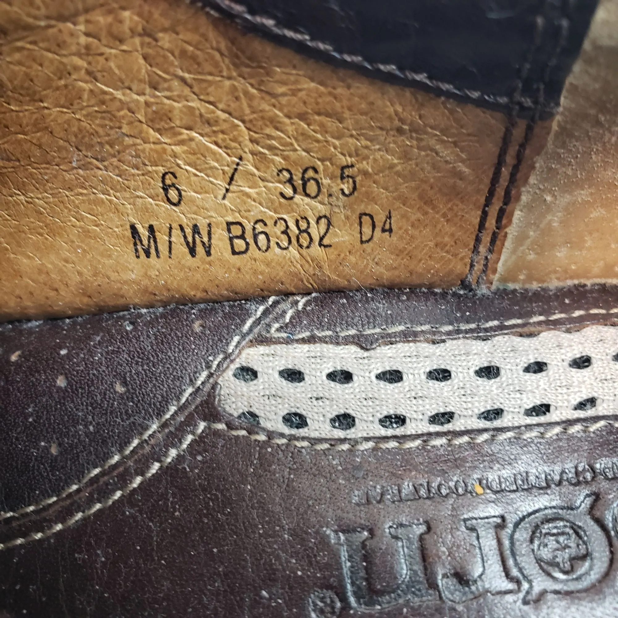 Born Classic Oxford Leather Lace-Up Shoes Size 6