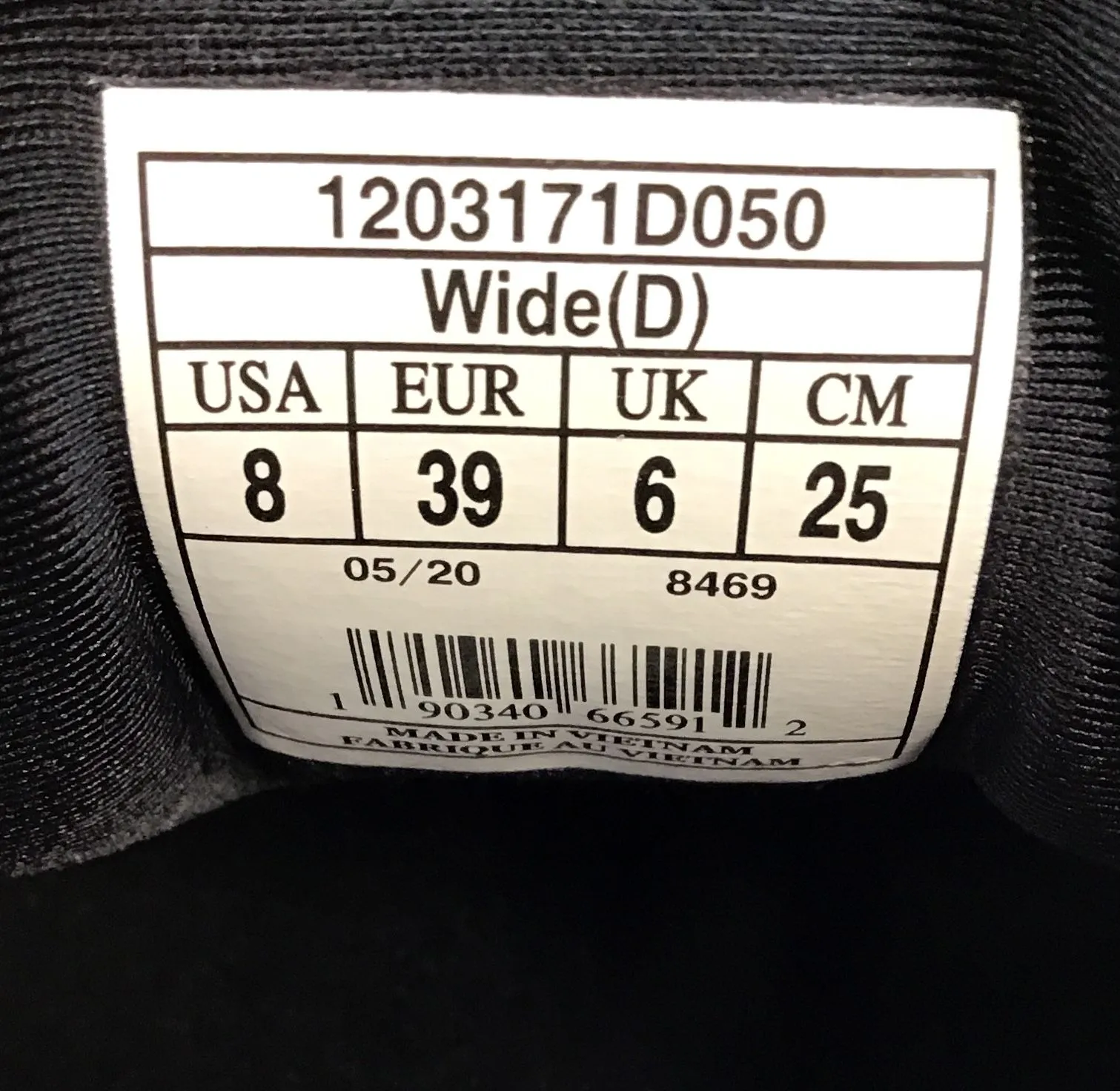 Brooks Women's Glycerin 18 1203171D050 Black Running Shoes - Size 8