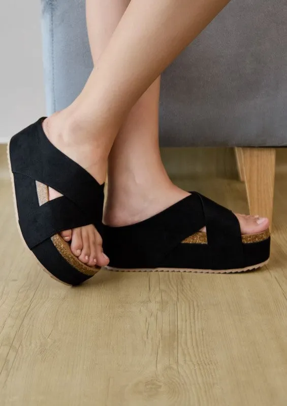 Criss-Cross Straps Comfortable Flatform