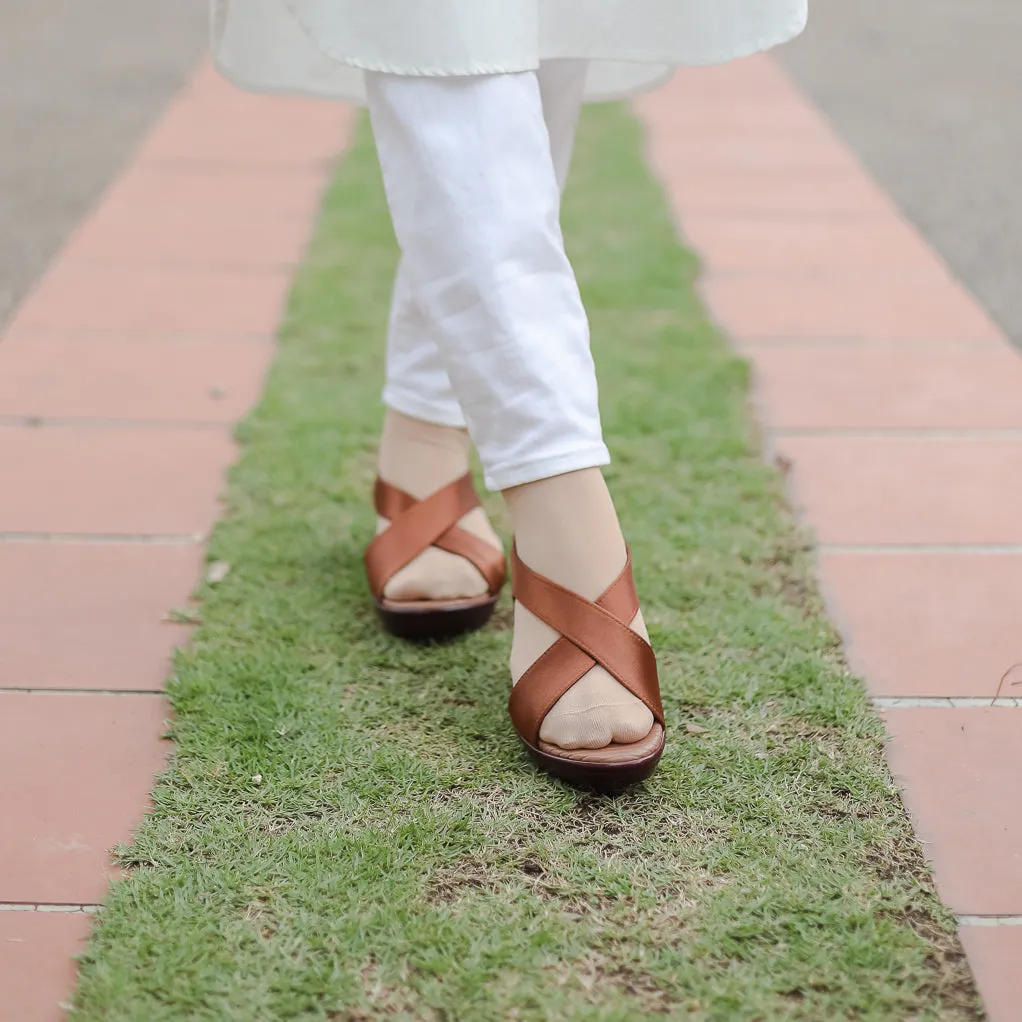 Defect Safya Criss-Cross Sandal