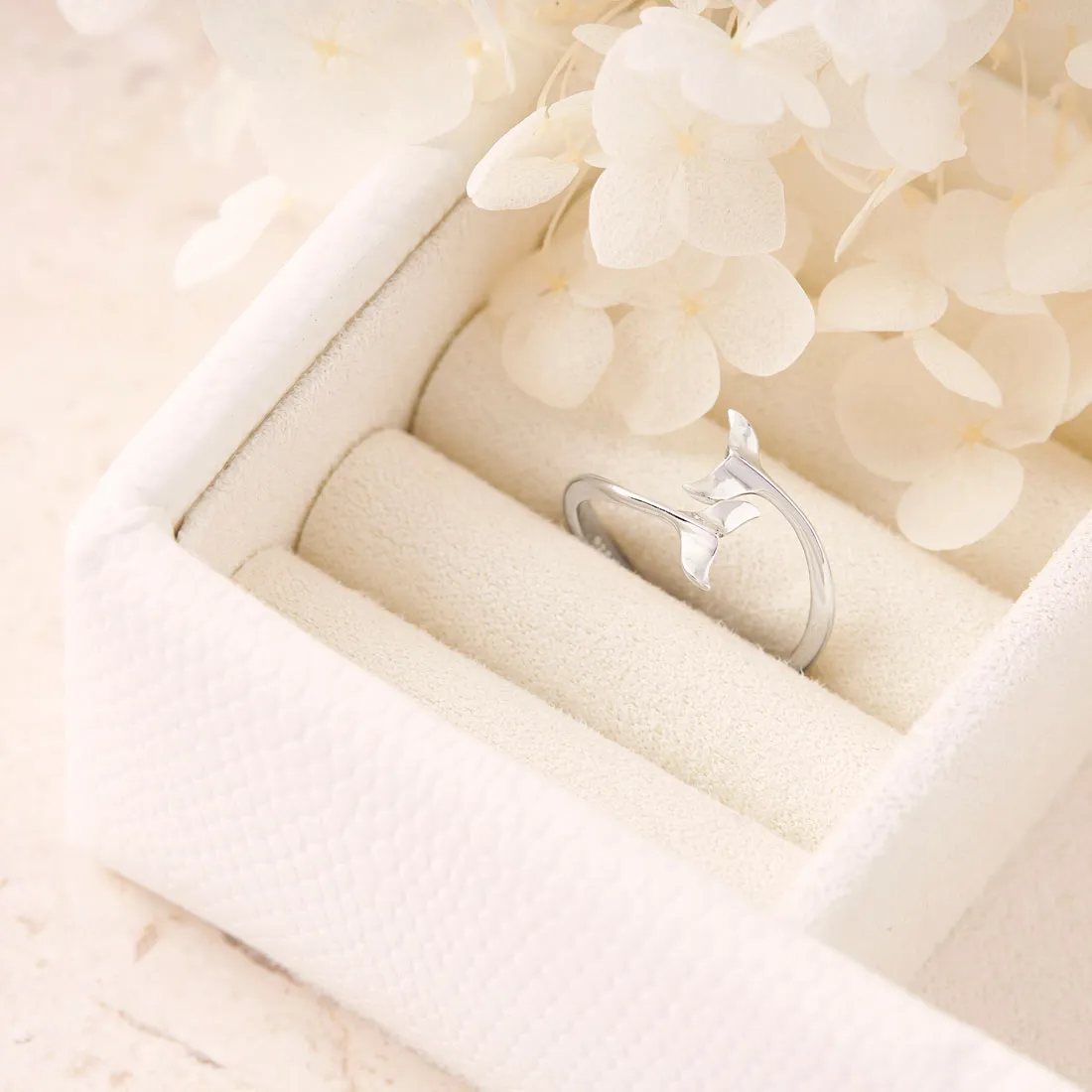 Dolphins Embrace Ring