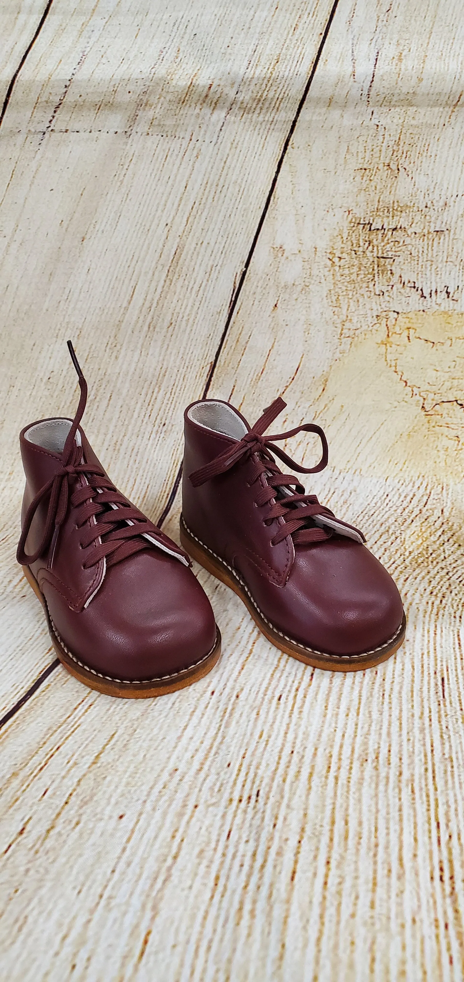 Henry First Walker Burgundy