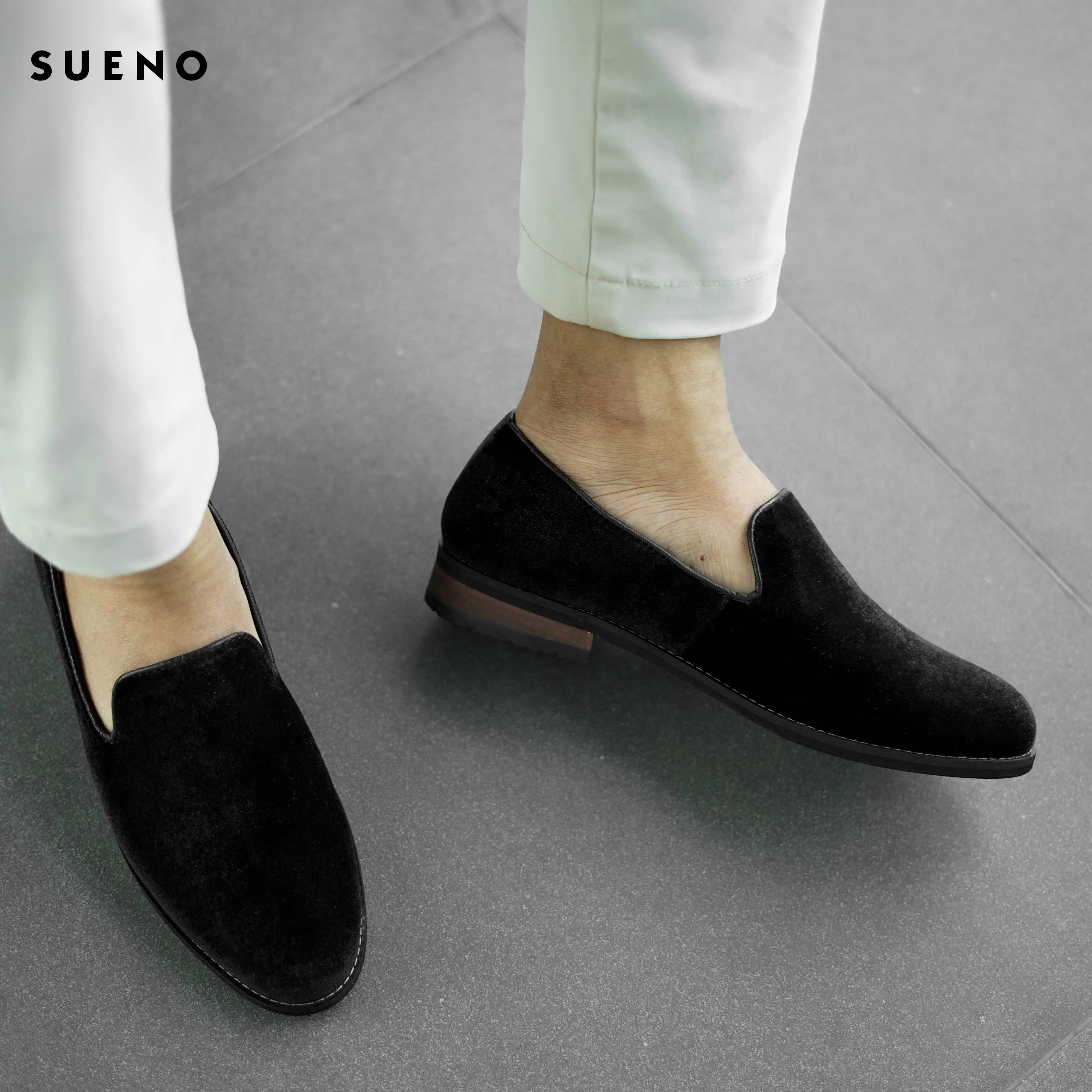Men's Velvet Loafer Shoe