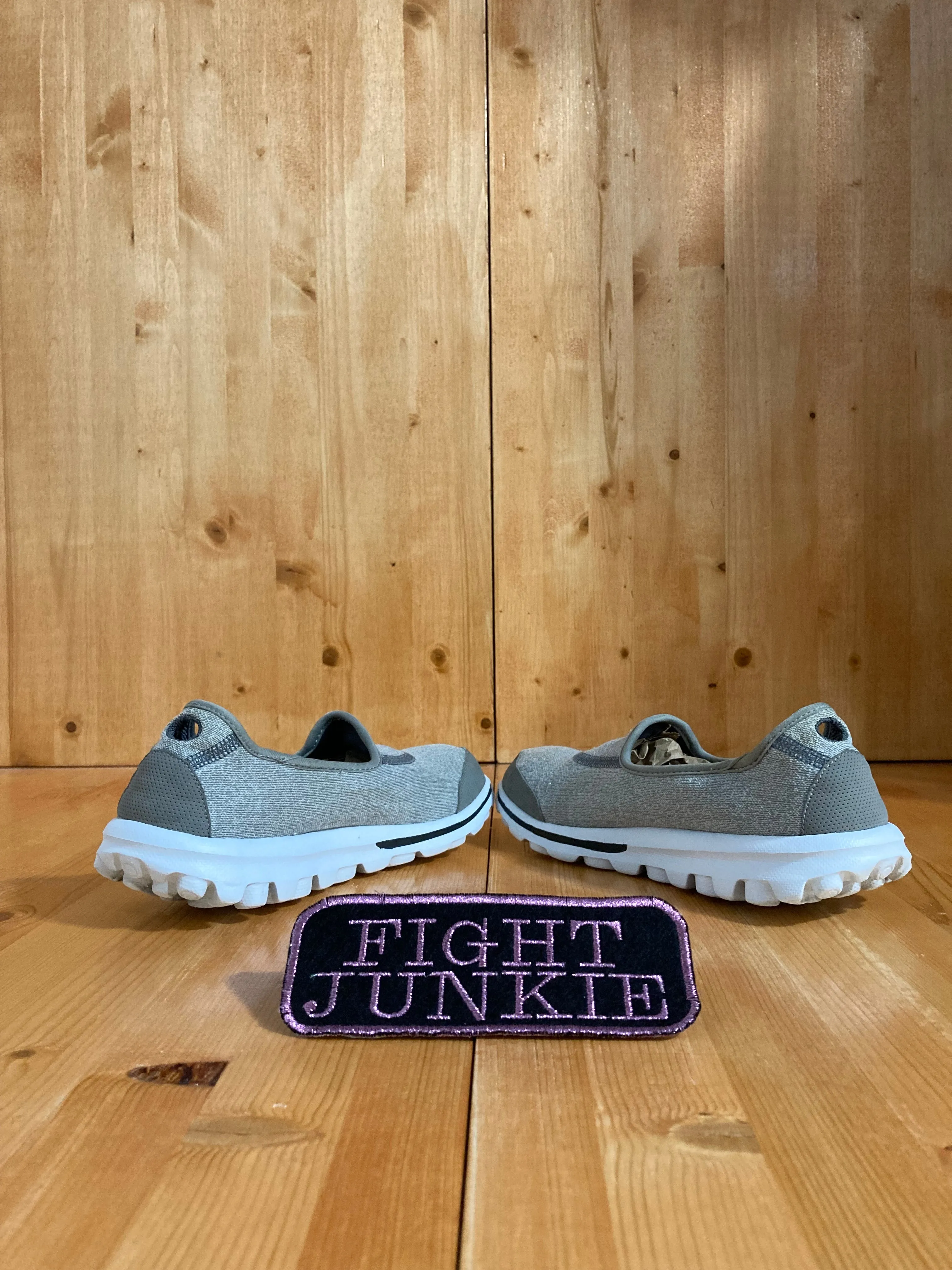 SKECHERS SKETCHERS GO WALK RESALYTE Women's Size 8 Slip On Shoes Sneakers Gray 13510