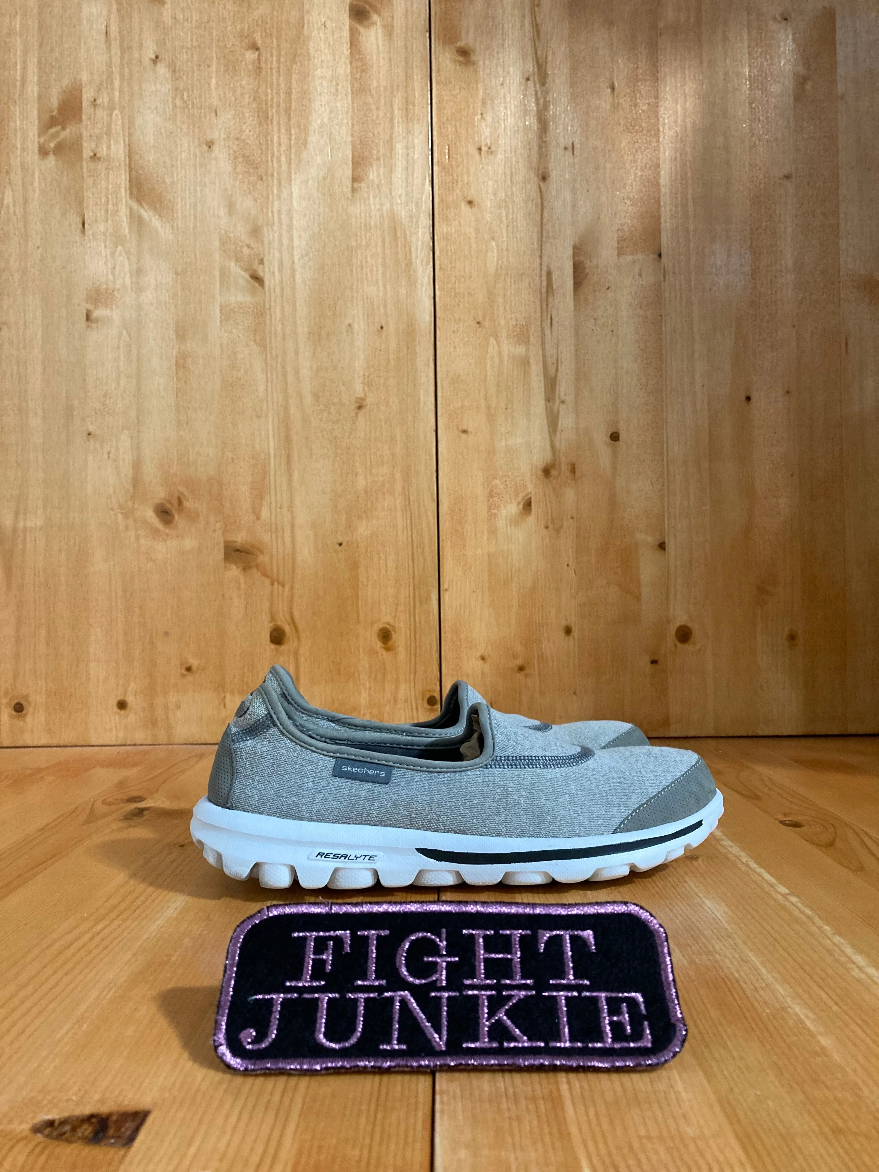 SKECHERS SKETCHERS GO WALK RESALYTE Women's Size 8 Slip On Shoes Sneakers Gray 13510