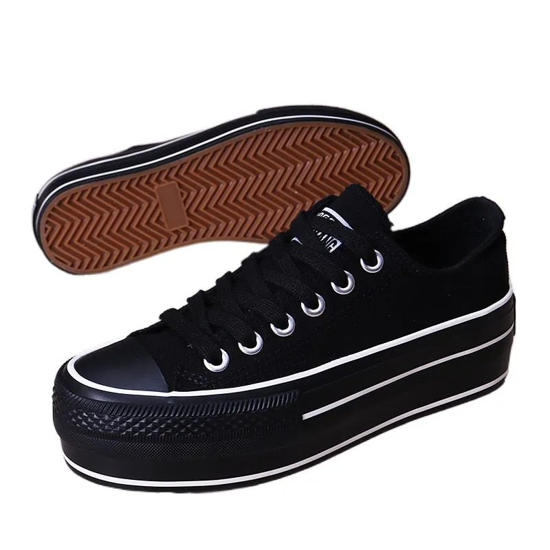 Women Stylish Canvas Slip On Platform Pumps