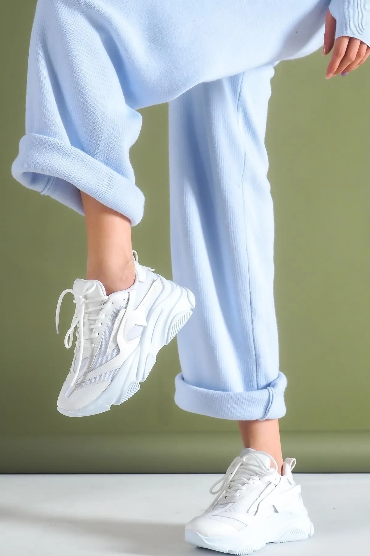 Women's white high-soled mesh detailed sneakers daily sports shoes